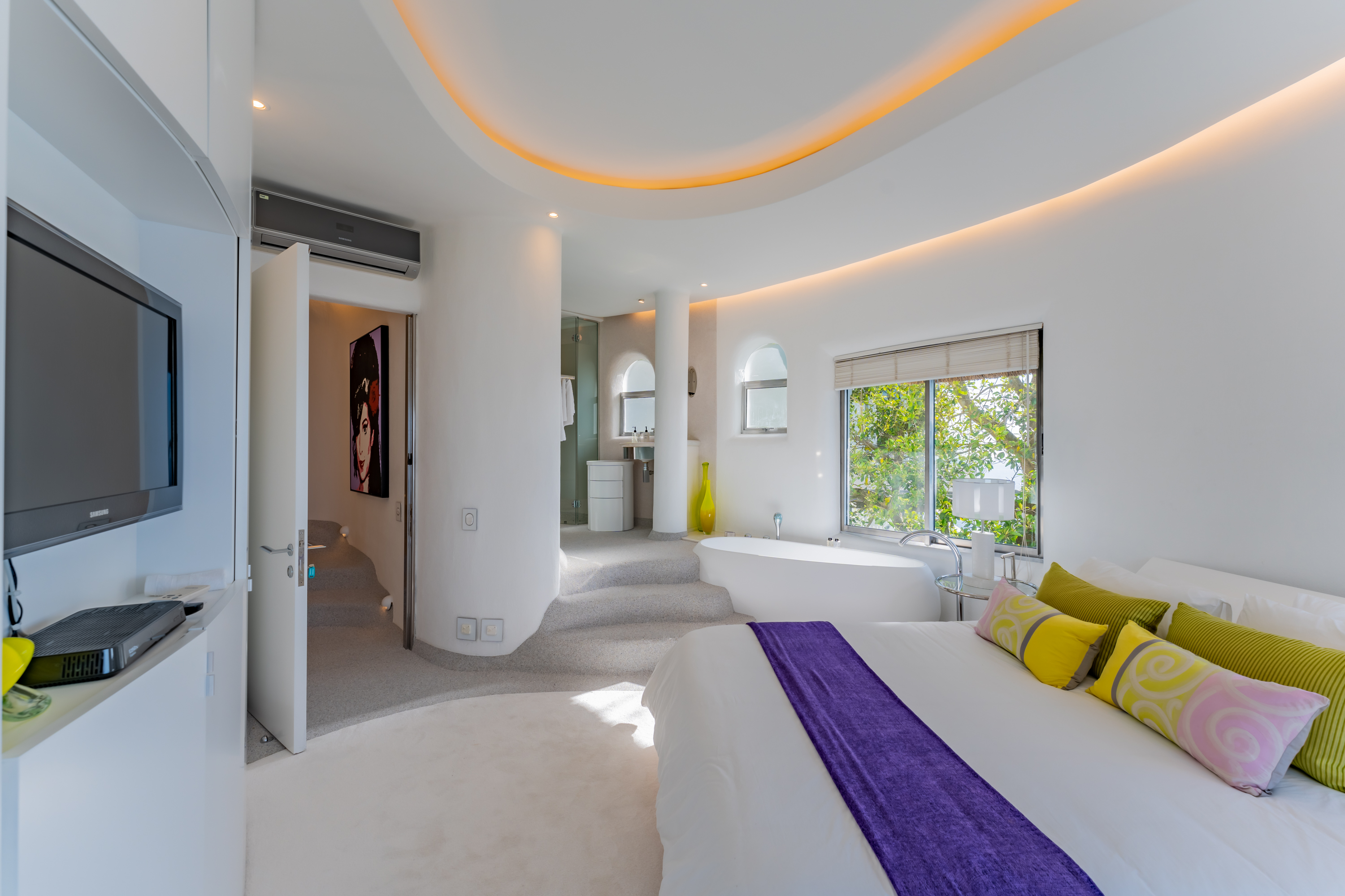6 Bedroom Property for Sale in Bantry Bay Western Cape